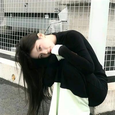 黑色树海